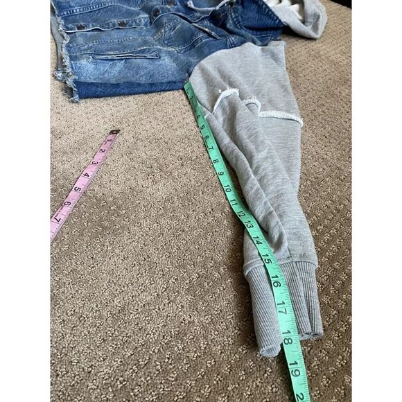 We the Free by Free People Denim Button Sweatshirt Sleeve Hooded Oversized Sz XS - Picture 8 of 9